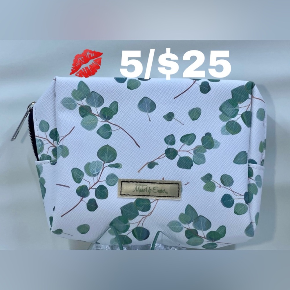 💋 Makeup Eraser LTE Makeup Bag